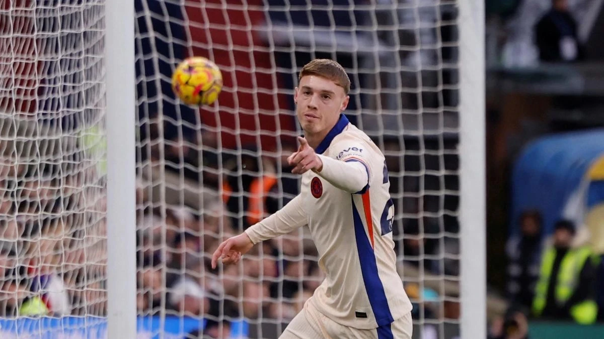 Cole Palmer ghi bàn nhưng Chelsea không thể giành chiến thắng (Ảnh: Reuters).