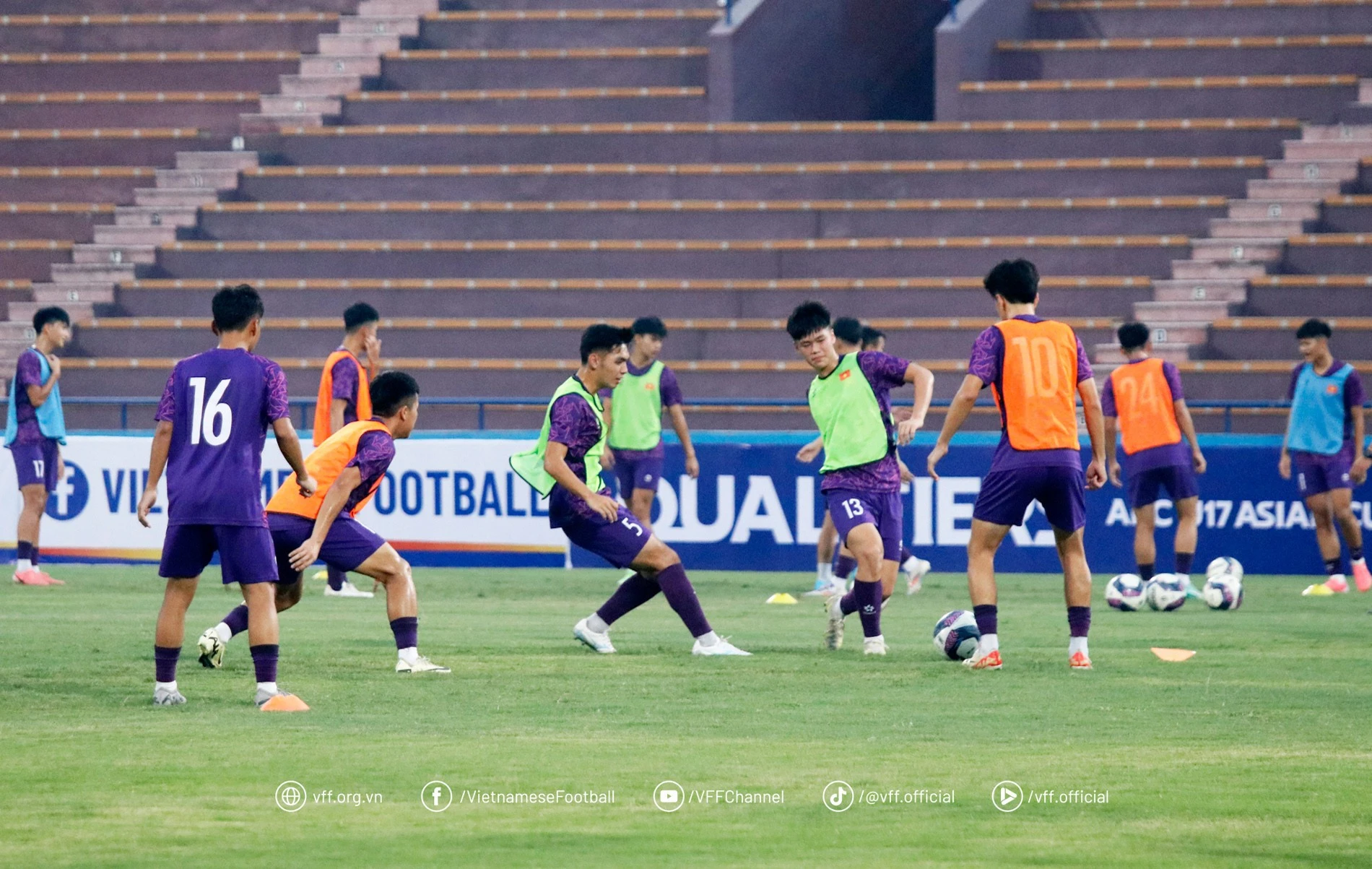 u17-viet-nam-1-14116-3678-6307.jpg
