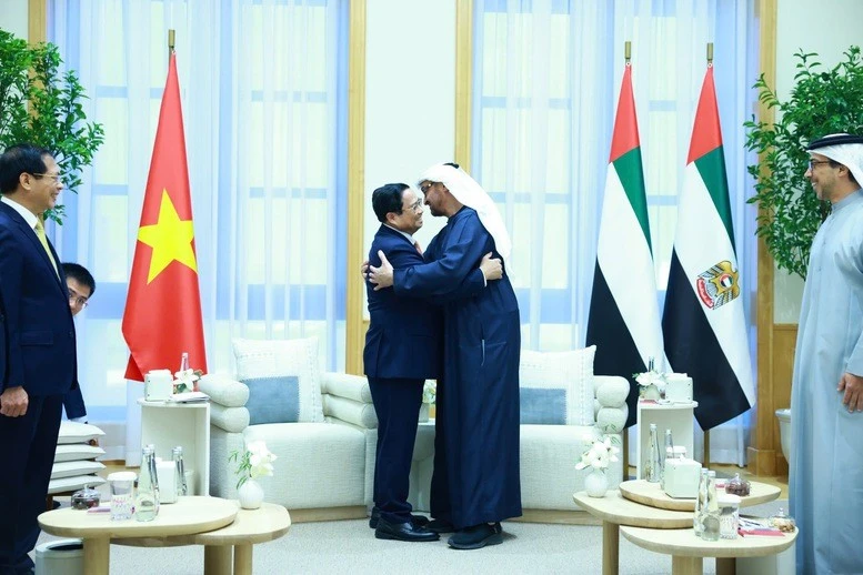 Thủ tướng Chính phủ Phạm Minh Chính cảm ơn sự tiếp đón trọng thị và nồng ấm của Tổng thống Sheikh Mohammed bin Zayed Al Nahyan, các Nhà lãnh đạo và nhân dân UAE - Ảnh: VGP/Nhật Bắc