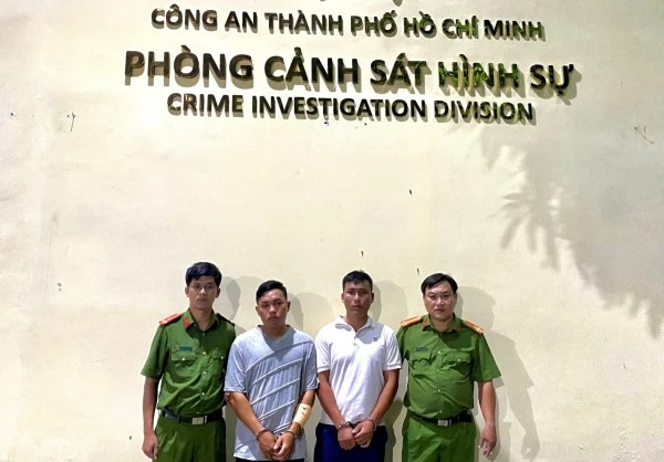 Lê Duy Đông và Lê Duy Đạt bị bắt giữ.