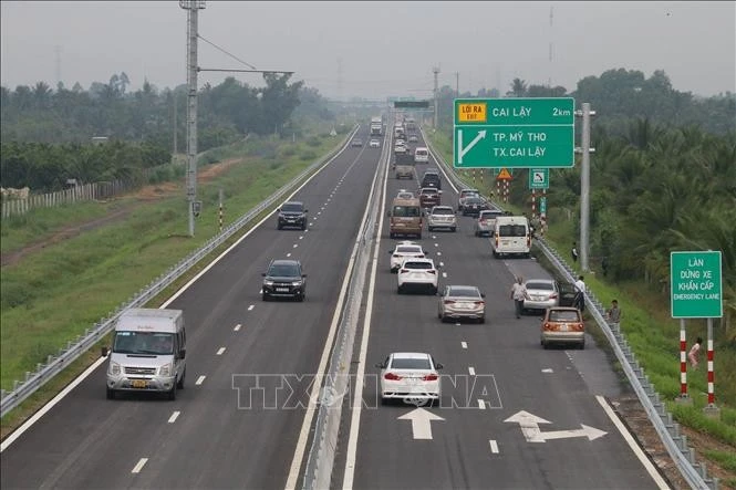 Một đoạn cao tốc Trung Lương - Mỹ Thuận. Ảnh: TTXVN