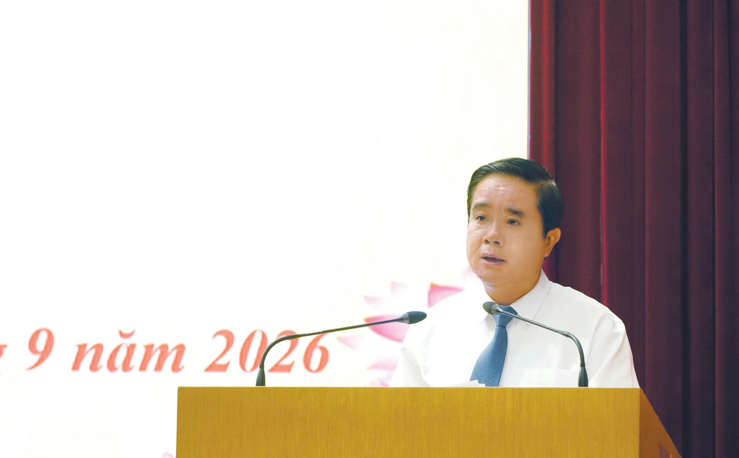 toan-chuan.jpg