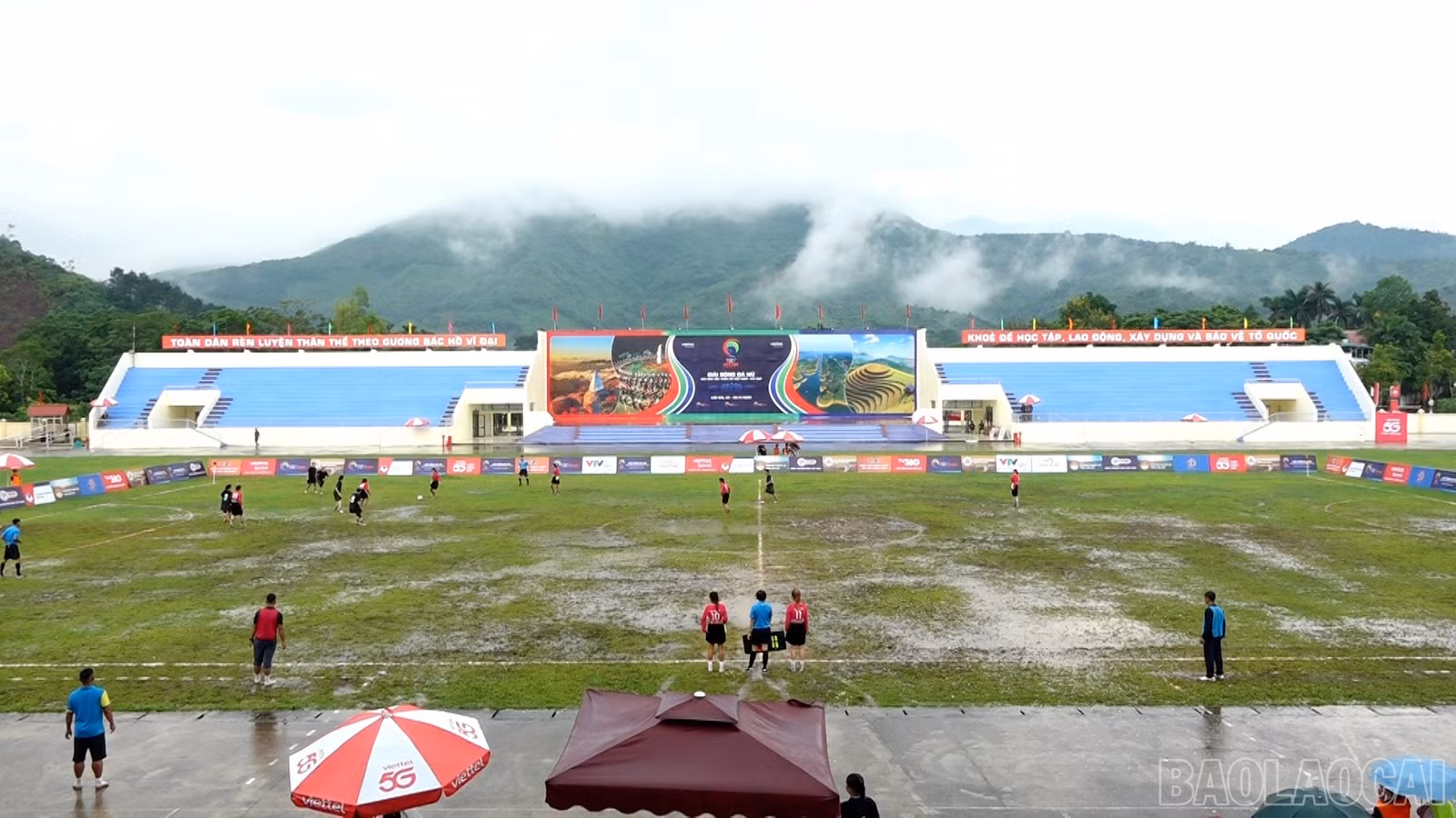 baolaocai-br_0007600-00-19-15still005.jpg