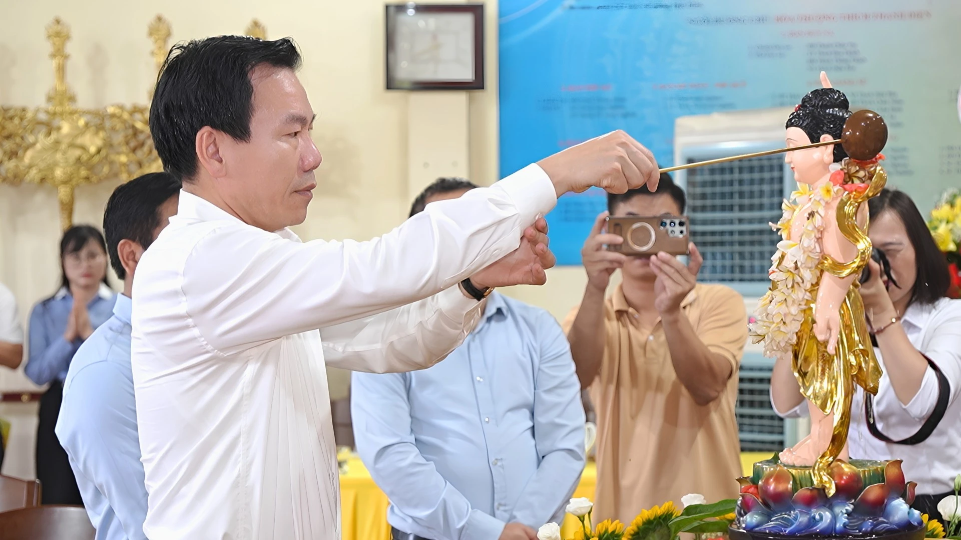 thiet-ke-chua-co-ten-17.jpg