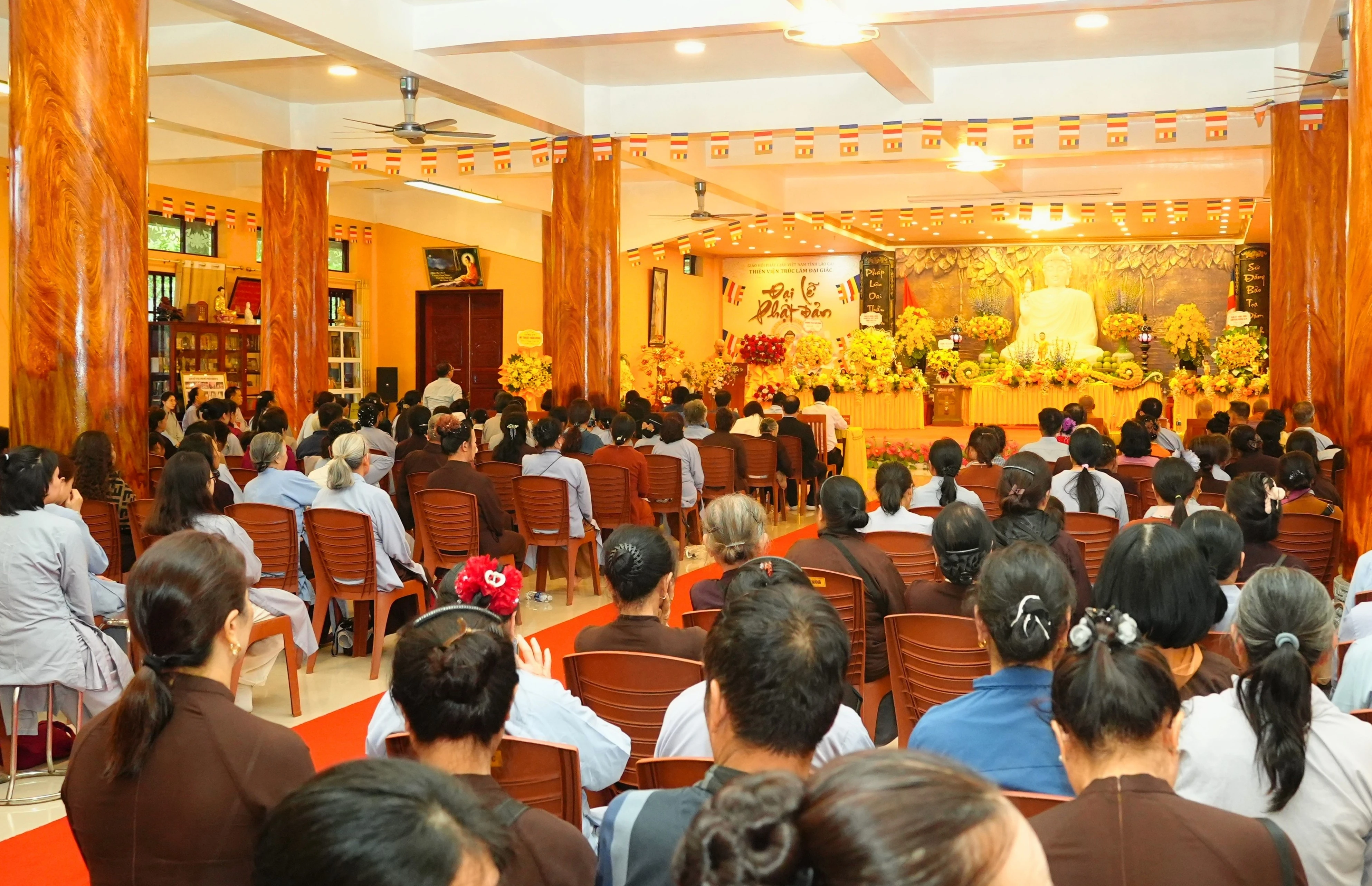 thiet-ke-chua-co-ten-13.jpg