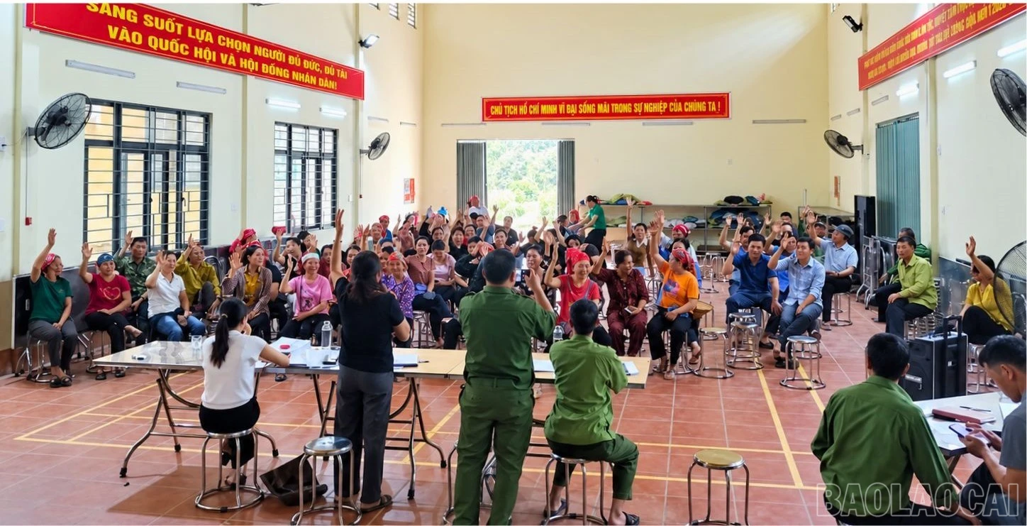 baolaocai-br_hop-thon-lay-y-kien.jpg