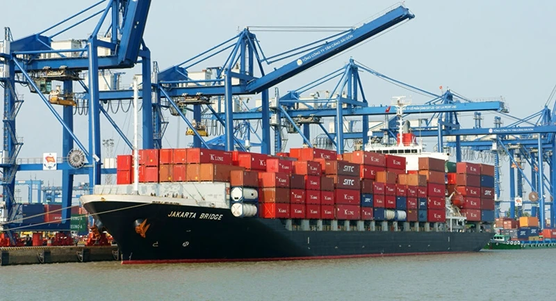 Xuất khẩu khởi sắc tạo động lực mạnh mẽ cho nền kinh tế.