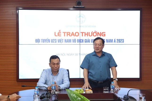 Nhà báo Lê Xuân Sơn - Tổng biên tập báo Tiền Phong, Giám đốc Quỹ hỗ trợ tài năng trẻ Việt Nam ca ngợi "chiến thắng của U23 Việt Nam mang tới sự hứng khởi, động lực lớn cho thế hệ trẻ".