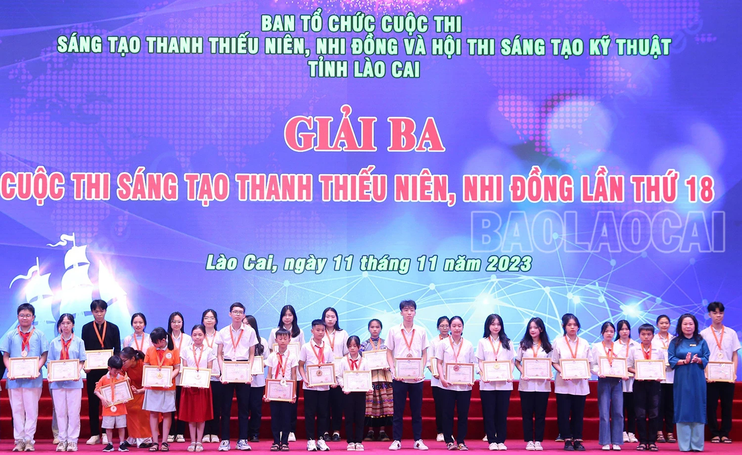 thi 7.jpg