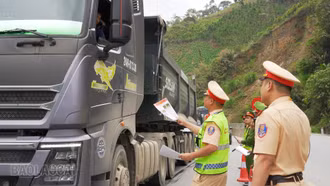 Lào Cai giữ nhịp giao thông an toàn trong cao điểm nghỉ lễ