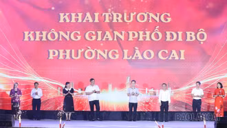 Phường Lào Cai kỷ niệm 1 năm thành lập và khai trương Không gian phố đi bộ