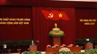 Bộ Chính trị, Ban Bí thư tổ chức hội nghị toàn quốc quán triệt, triển khai thực hiện Nghị quyết Trung ương 4