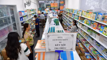 Sẽ sửa đồng bộ chương trình, sách giáo khoa lớp 1-12