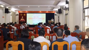 100 tổ trưởng tổ dân phố, trưởng thôn được bồi dưỡng kiến thức, nghiệp vụ