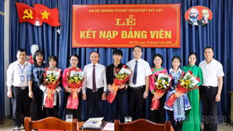 Bát Xát phát triển đảng viên từ học sinh THPT, tạo nguồn lực kế cận cho Đảng