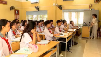 Từ 1/9/2026, có thể ký hợp đồng toàn thời gian với nhà giáo sau khi nghỉ hưu