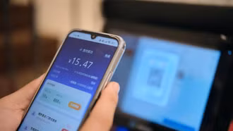 Quét mã QR: Ngăn các giao dịch gian lận ra sao?