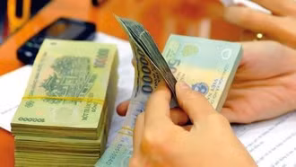 Năm 2027, dự kiến chi thường xuyên hơn 2 triệu tỷ, trong đó có chi cải cách tiền lương