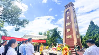 Đoàn Thanh niên phường Trung Tâm ra quân vệ sinh Di tích lịch sử Quốc gia Khu ủy Tây Bắc