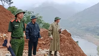 Mỏ Vàng chủ động ứng phó mưa lũ, sẵn sàng sơ tán người dân khỏi vùng nguy hiểm