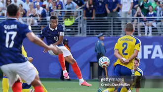 Pháp 3-0 Thụy Điển: Mbappe tỏa sáng, Pháp thẳng tiến vào vòng 1/8 gặp Paraguay