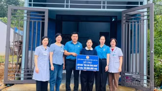 262 đoàn viên được hỗ trợ xây dựng, sửa chữa nhà “Mái ấm Công đoàn”