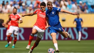 UEFA phạt Chelsea số tiền kỷ lục