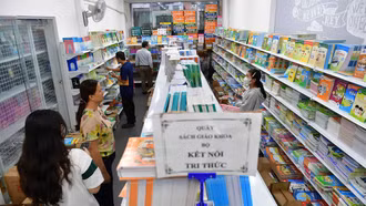 Sẽ sửa đồng bộ chương trình, sách giáo khoa lớp 1-12