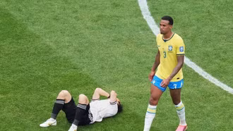 Brazil 2-1 Nhật Bản: Các vũ công Samba ngược dòng kịch tính