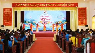 Công đoàn phường Nghĩa Lộ kỷ niệm 97 năm Ngày thành lập Công đoàn Việt Nam