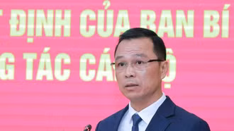 Thiếu tướng Tô Anh Dũng được bầu giữ chức Chủ tịch UBND tỉnh Thanh Hóa