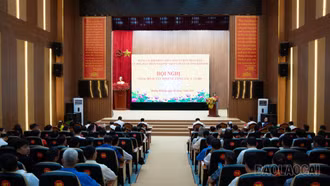 Mường Khương công bố các quyết định về công tác cán bộ
