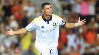 Ronaldo lập hat-trick giúp Al Nassr đè bẹp đại diện châu Âu