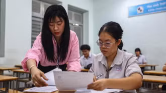 Thi tốt nghiệp THPT 2026: Thủ tướng chỉ đạo giảm áp lực, tăng công bằng, thí sinh được lợi gì?