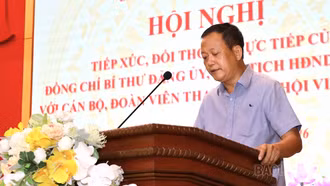 Bí thư Đảng ủy phường Cam Đường lắng nghe tâm tư, nguyện vọng của đoàn viên thanh niên và hội viên phụ nữ