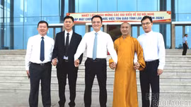 Lào Cai gặp mặt chức sắc, chức việc tiêu biểu các tôn giáo