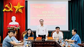 Đảng ủy UBND tỉnh trao đổi, học tập kinh nghiệm tại Ninh Bình