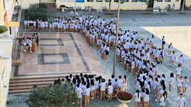 Tiếng đàn kết nối sân trường