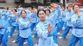 Chăm sóc, phát huy vai trò của người cao tuổi trong bối cảnh già hóa dân số