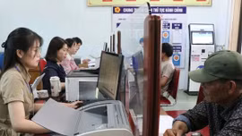 Đề nghị xem xét chế độ cho viên chức trung tâm dịch vụ cấp xã