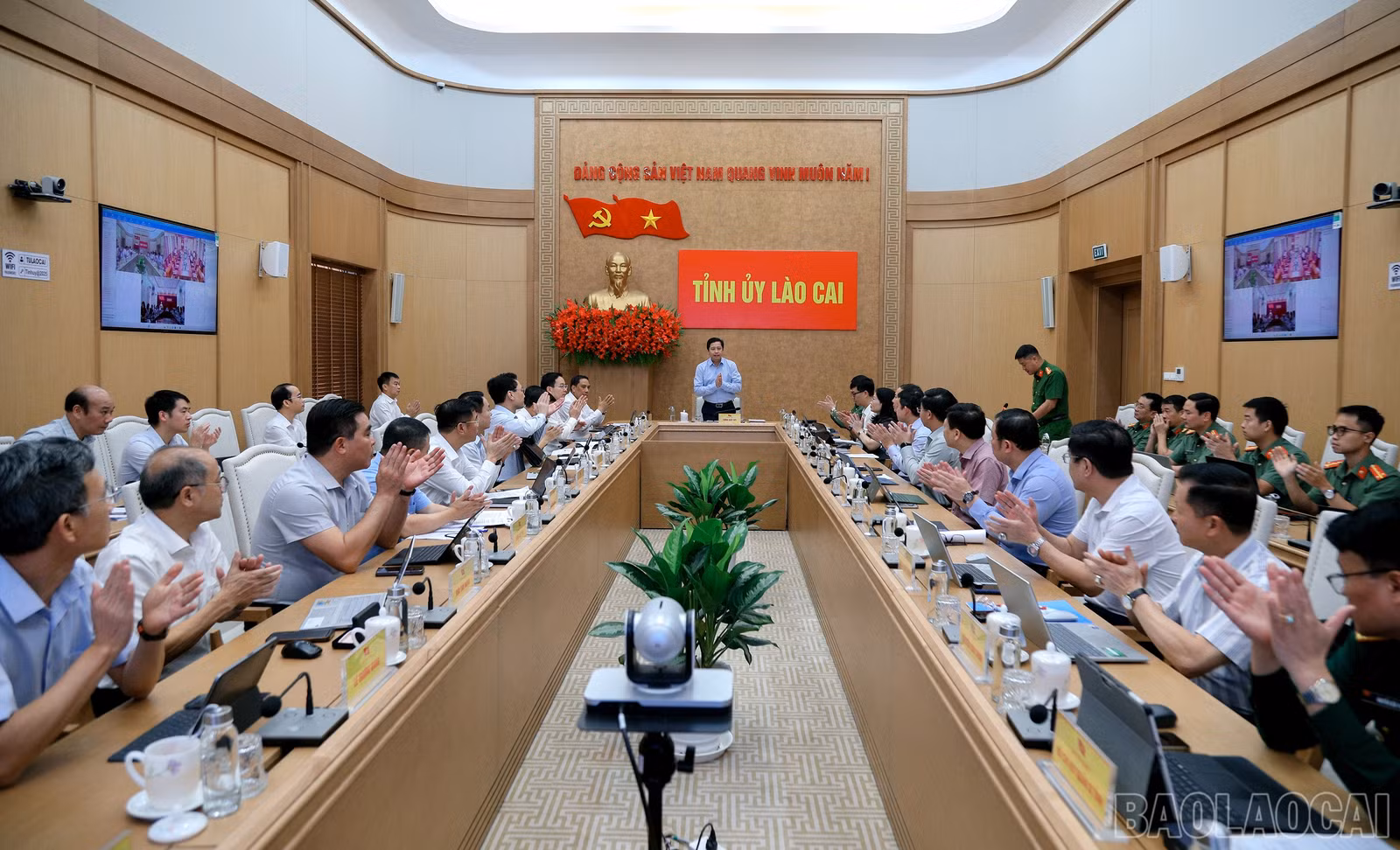Quang cảnh hội nghị.