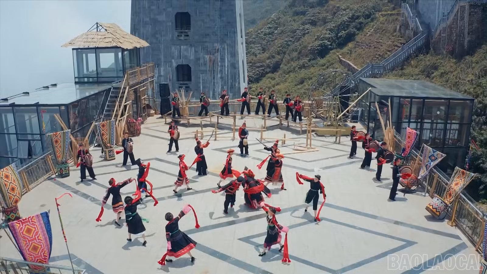 baolaocai-br_van-hoa-2.png