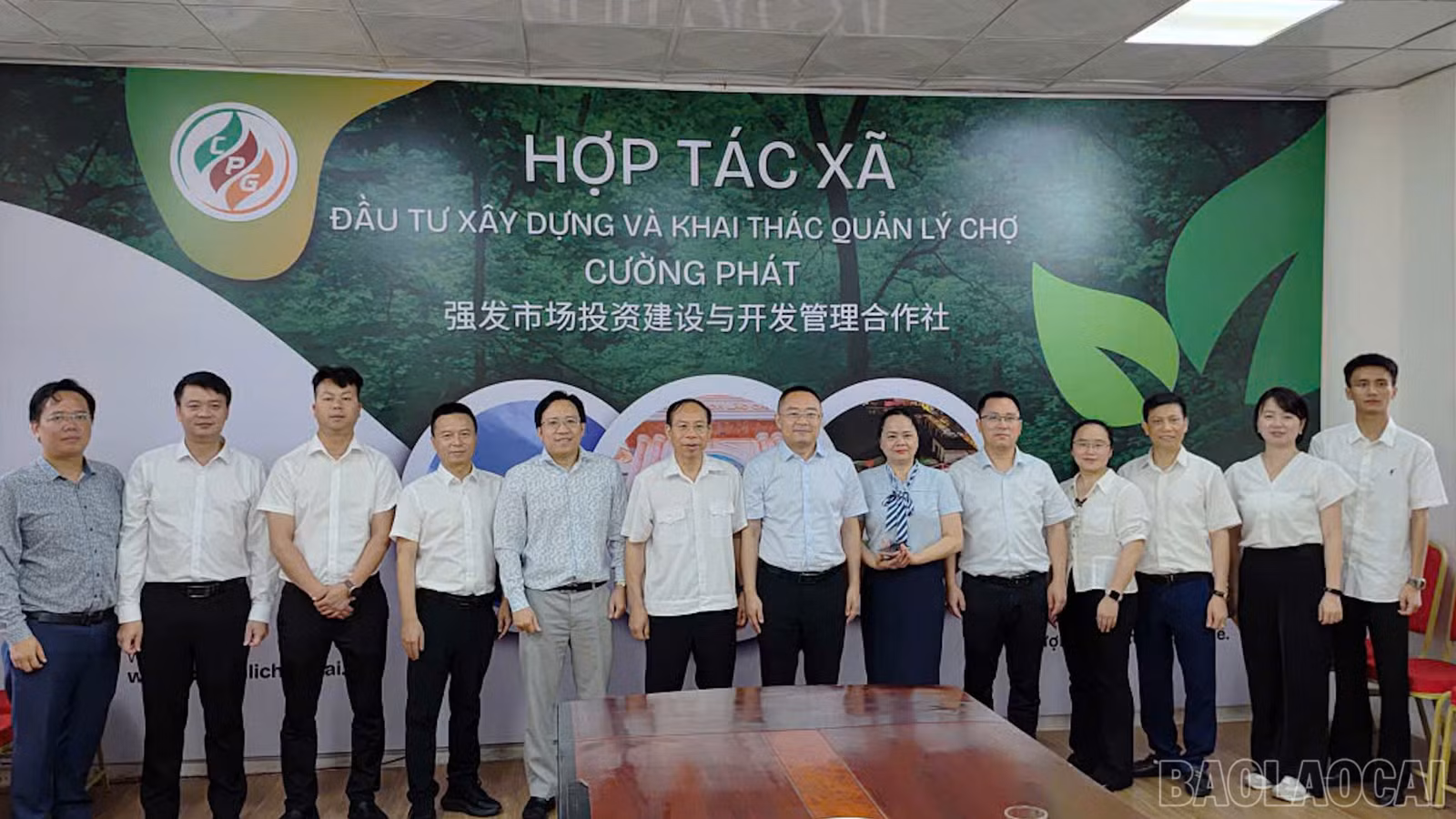 baolaocai-br_hop-tac-tq00-00-40-27still009.jpg