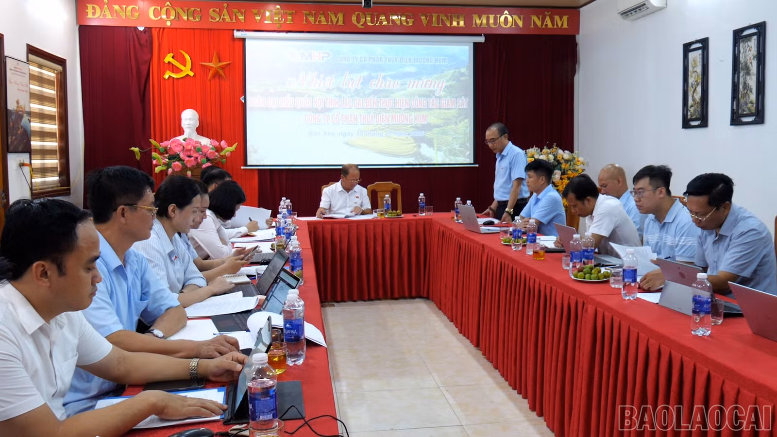 baolaocai-br_doan-dbqh00-05-16-55still012.jpg