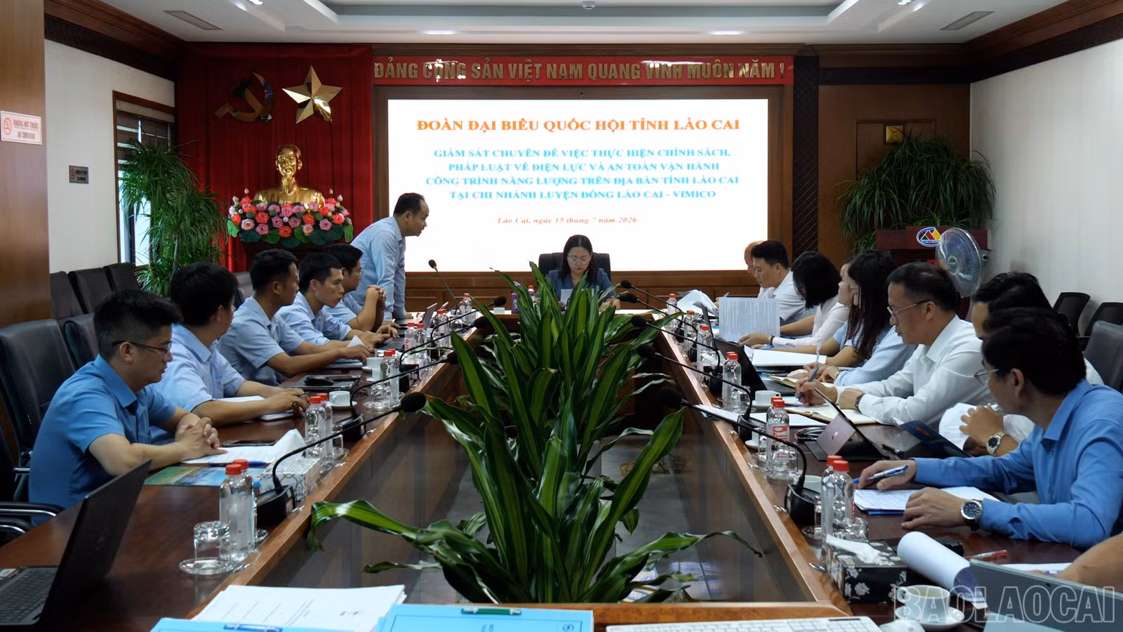 baolaocai-br_doan-dbqh00-04-22-59still009.jpg