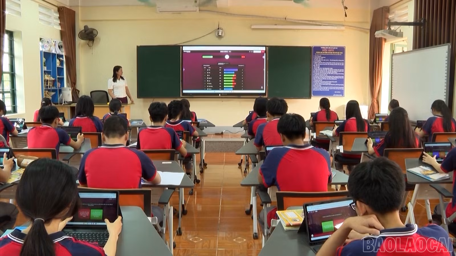 Việc nâng cấp hạ tầng viễn thông giúp các trường vùng cao dễ dàng tiếp cận chuyển đổi số giáo dục.