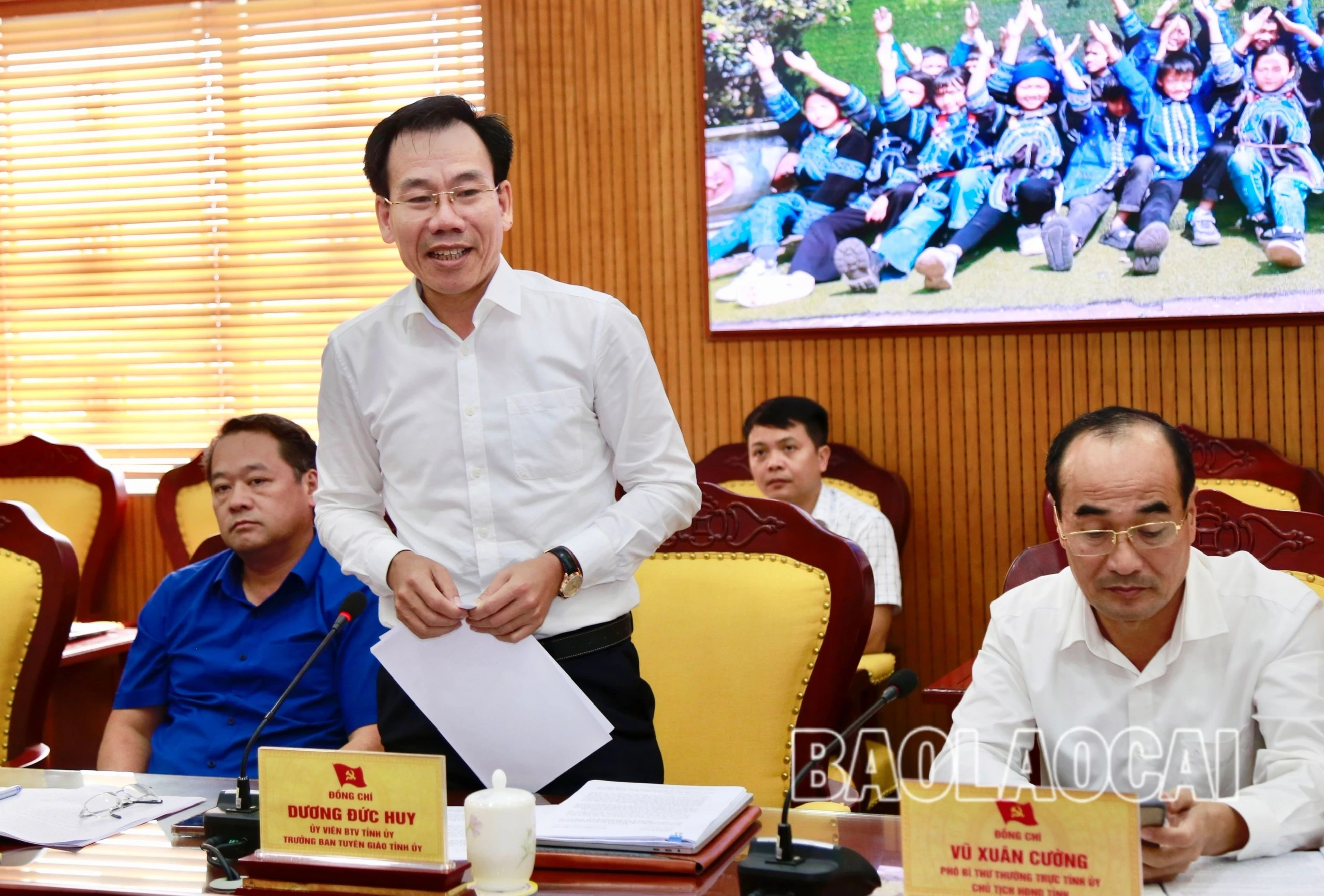 Đồng chí Dương Đức Huy, Ủy viên Ban Thường vụ, Trưởng Ban Tuyên giáo Tỉnh ủy phát biểu tại buổi làm việc.