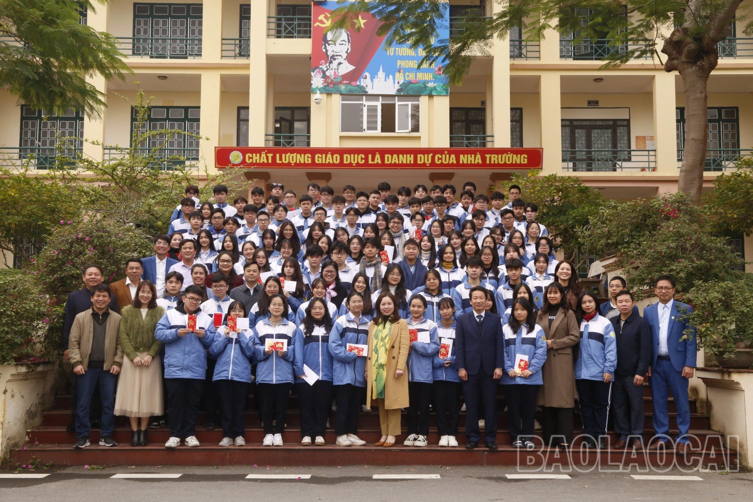 a41222ff365d9e03c74c-9701-8704.jpg