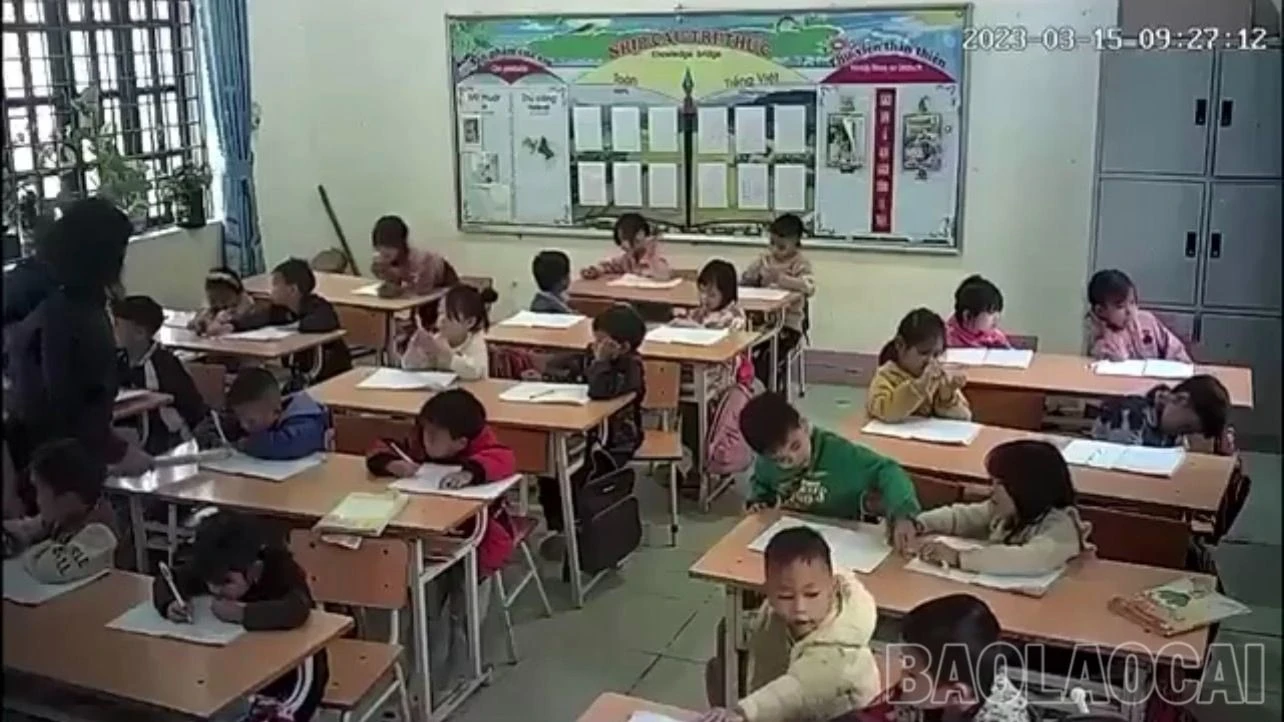 z4339567536072_4f274721e6fd21c8cdb726e5e0c19cb6.jpg