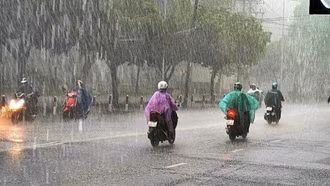 Miền Bắc tiếp tục mưa rất to, Lào Cai cảnh báo dông, lốc, sét, mưa đá và mưa lớn cục bộ
